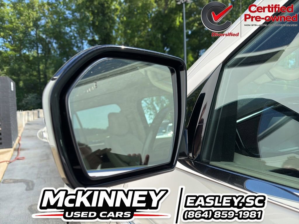 Used 2020 Lincoln Navigator 2WD image 12