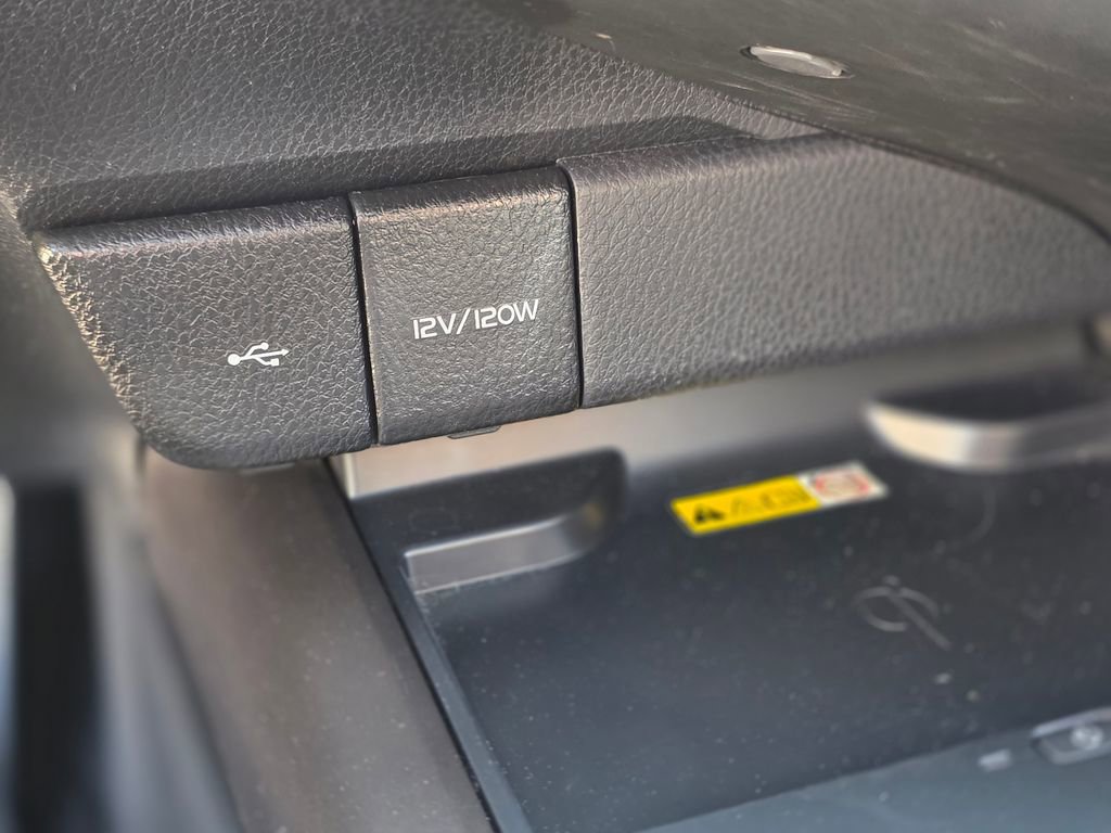 Used 2024 Toyota Camry XSE FWD image 31
