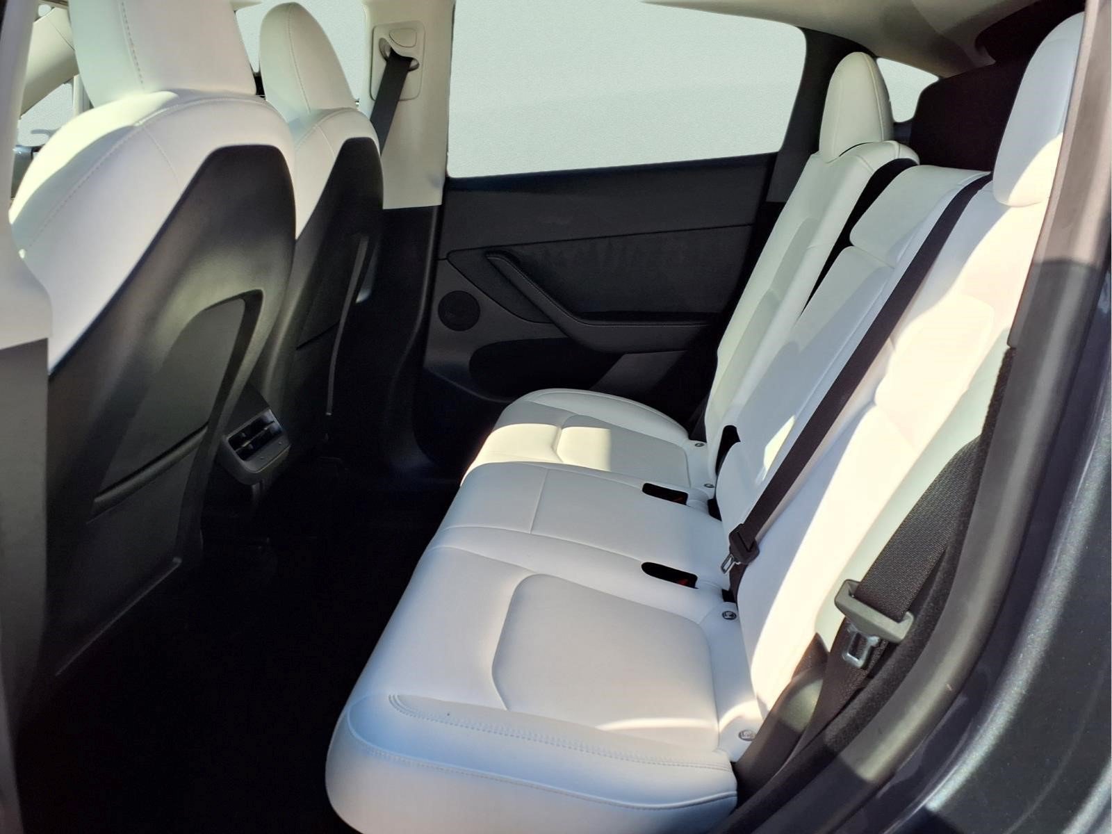Used 2023 Tesla Model Y Performance AWD/4WD image 11