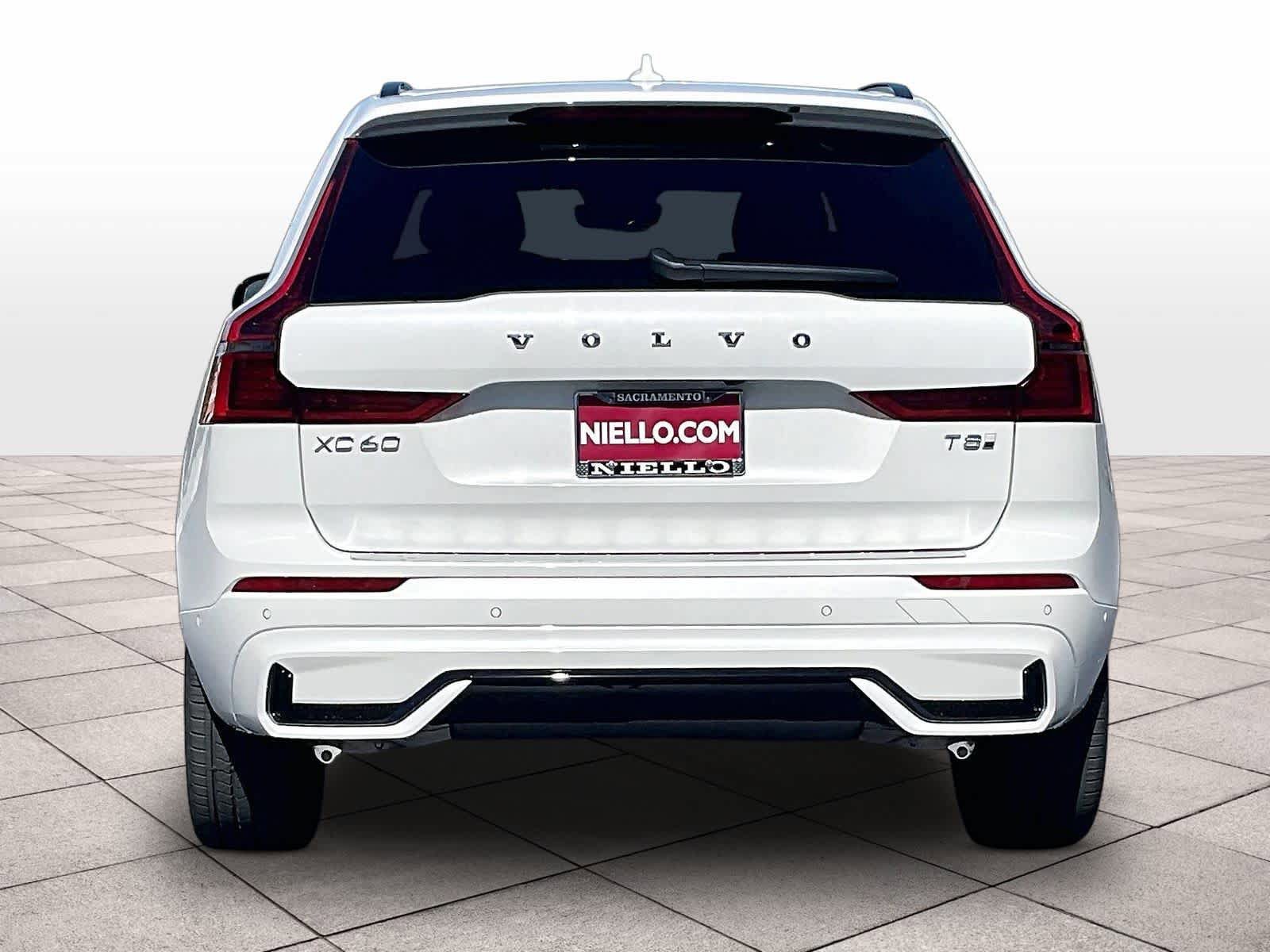 New 2026 Volvo XC60 T8 Plus w/ Climate Package AWD/4WD image 6