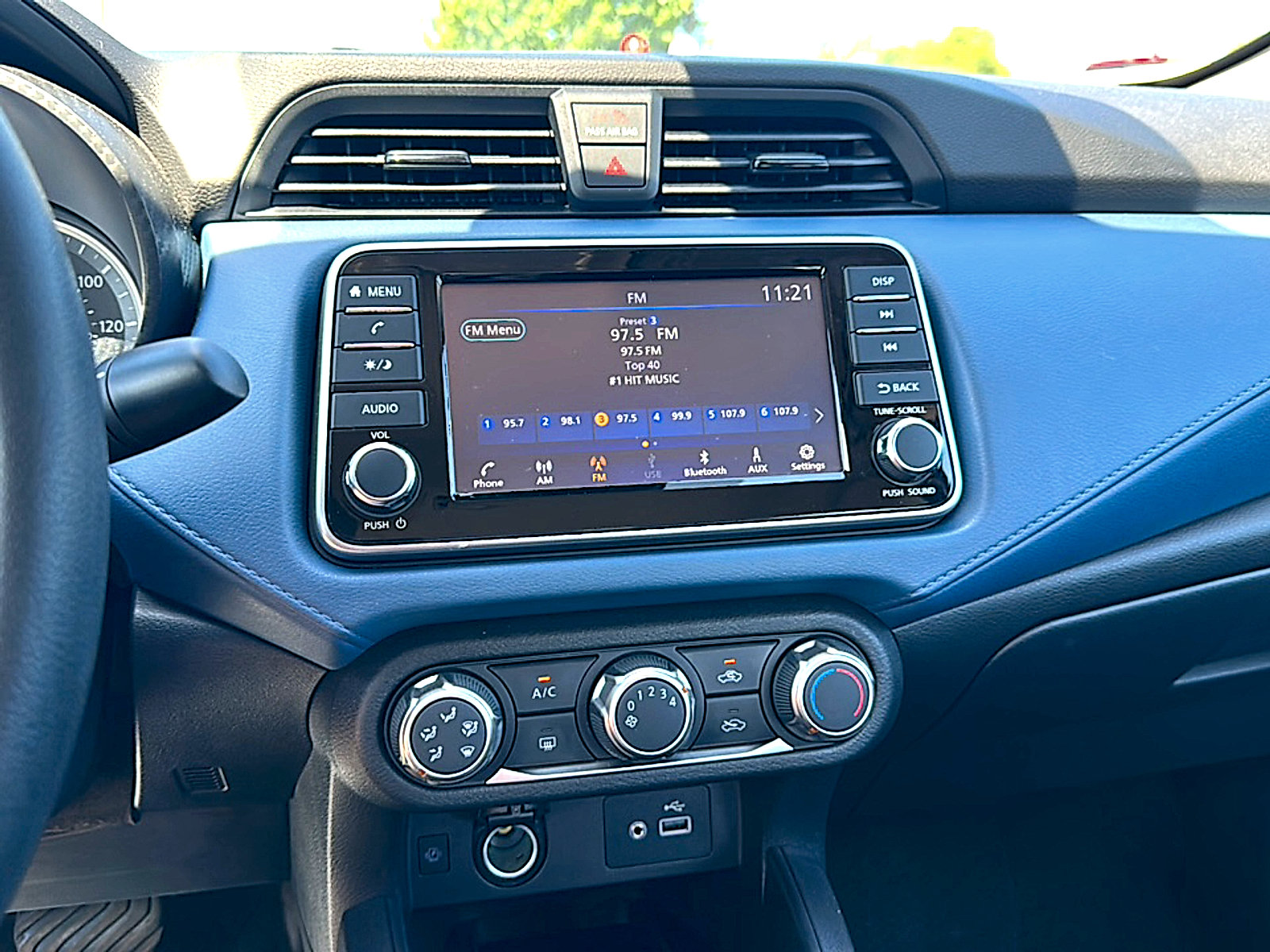 Certified 2025 Nissan Versa SV w/ Trunk Package FWD image 29