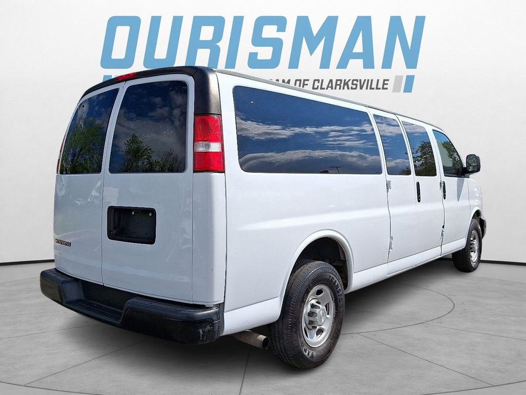 Used 2020 Chevrolet Express 3500 LS RWD image 6