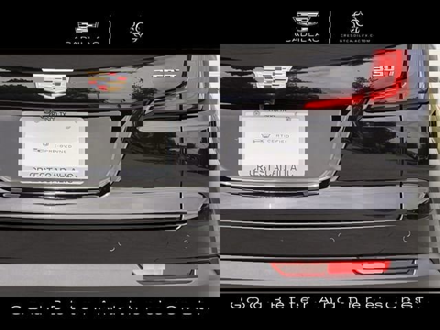 Certified 2023 Cadillac XT4 Premium Luxury w/ Technology Package image 7