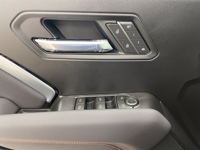 New 2026 Chevrolet Colorado Z71 w/ Technology Package AWD/4WD image 12