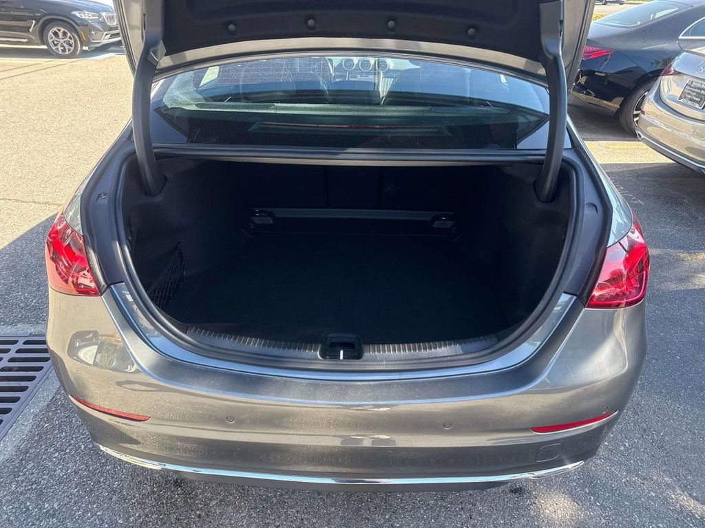 Used 2024 Mercedes-Benz C 300 Sedan image 8