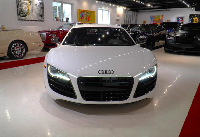 Used 2011 Audi R8 V10 video 2