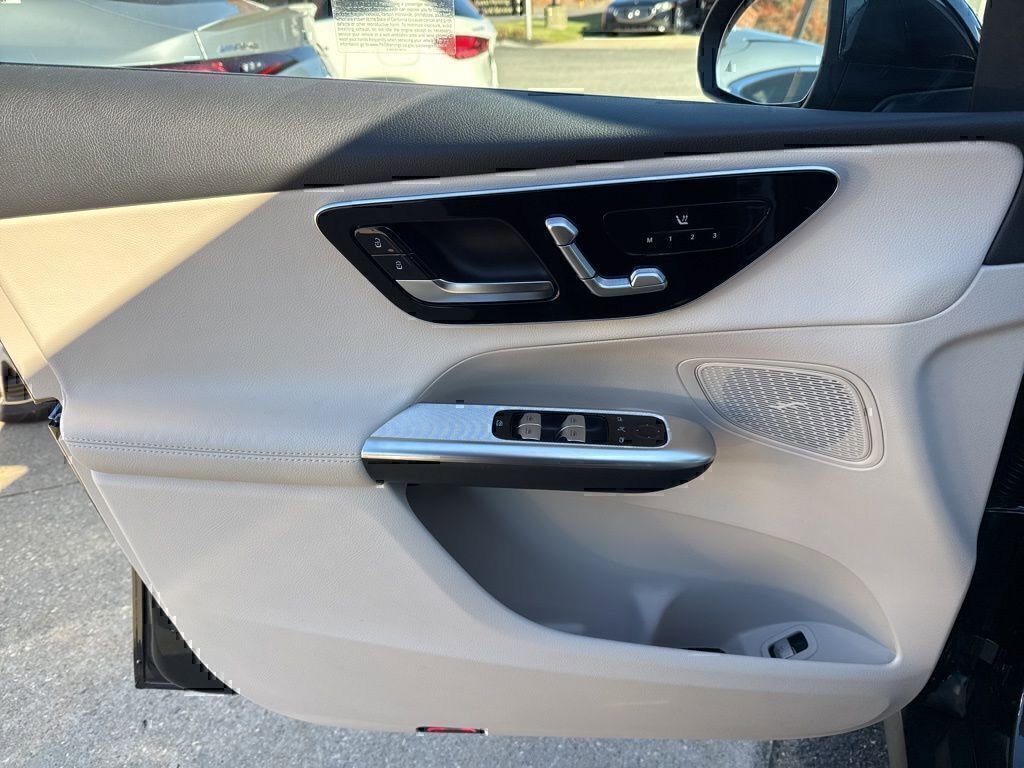 Certified 2026 Mercedes-Benz GLC 300 4MATIC image 14