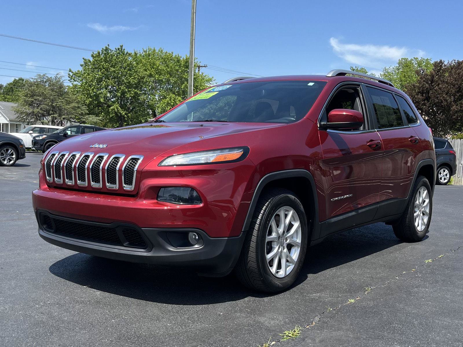 Used 2017 Jeep Cherokee Latitude FWD image 21