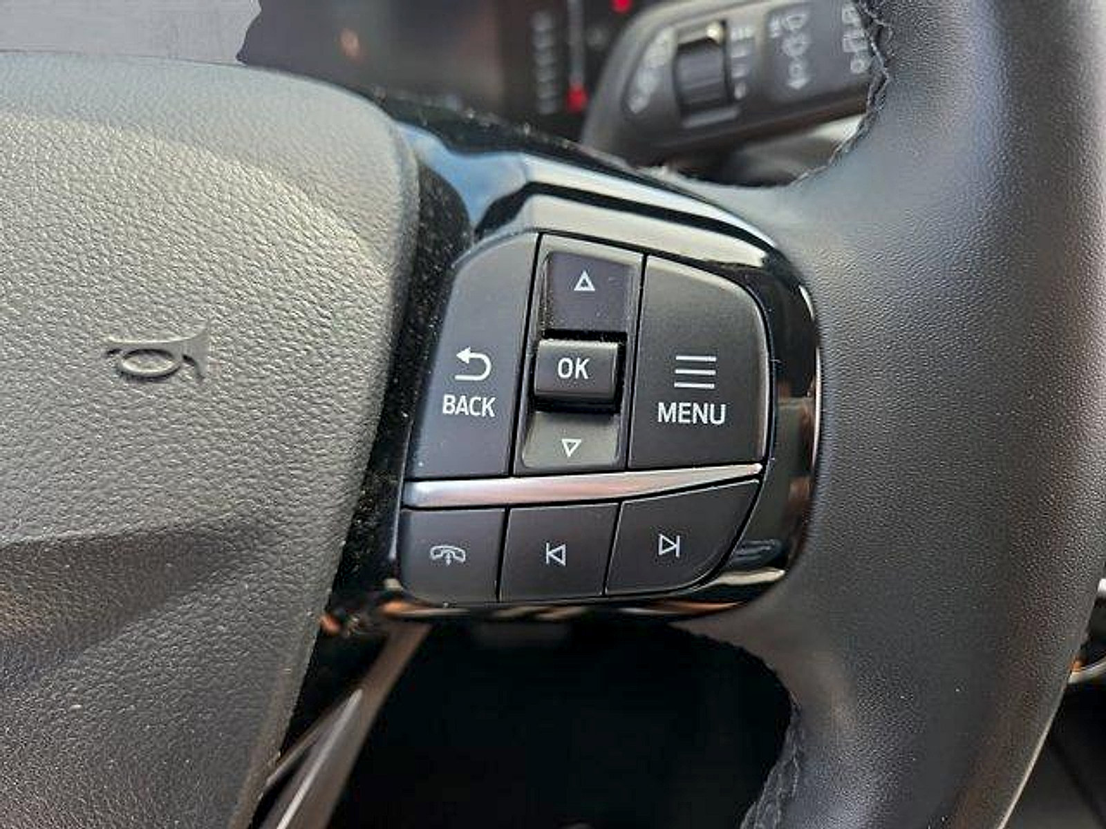 Certified 2023 Ford Escape Active AWD/4WD image 15