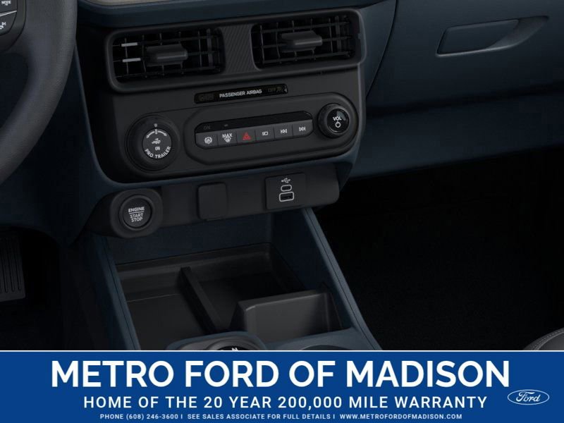 New 2026 Ford Maverick Lariat w/ Black Appearance Package image 17