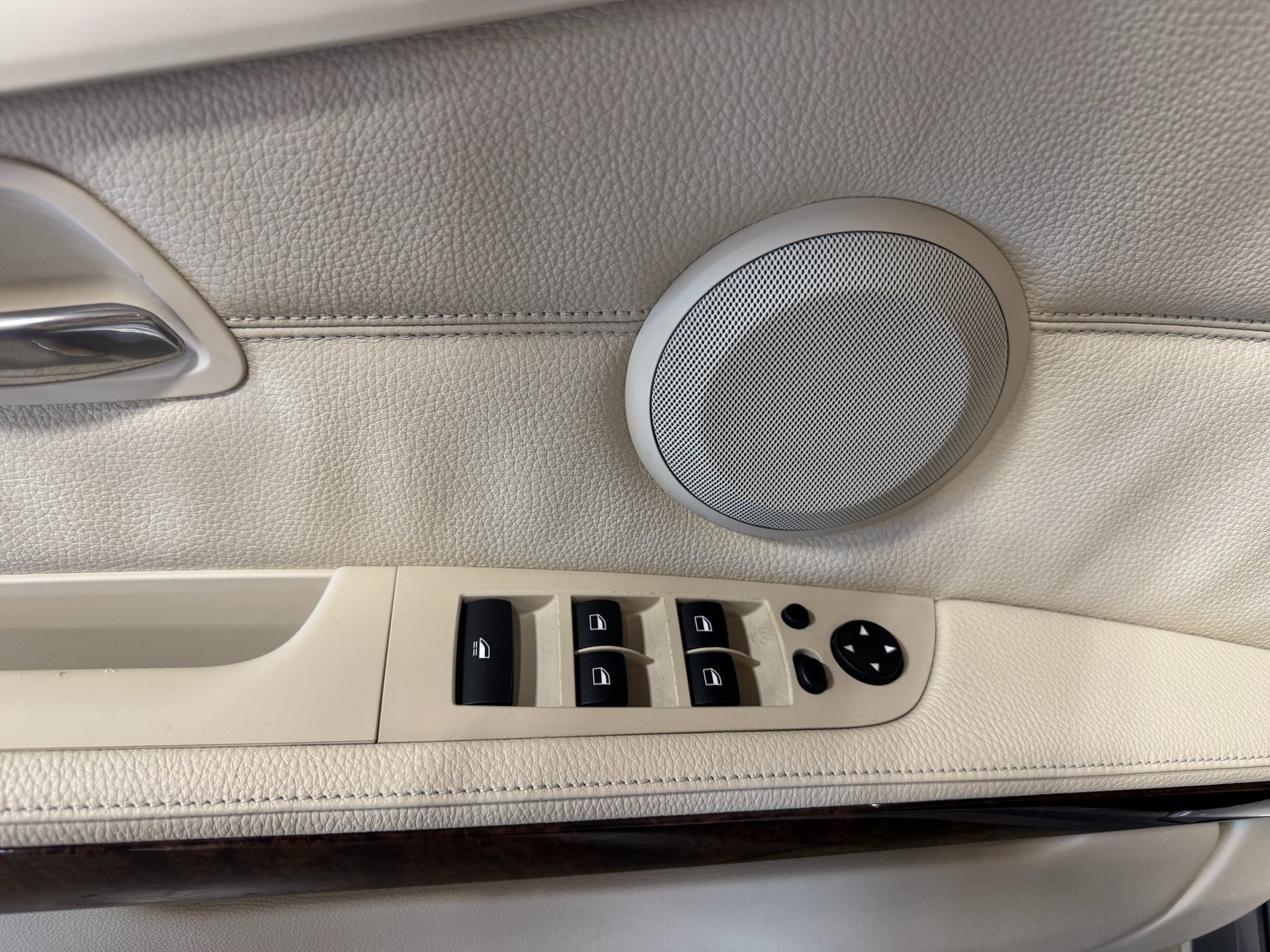 Used 2008 BMW 335i Convertible image 58