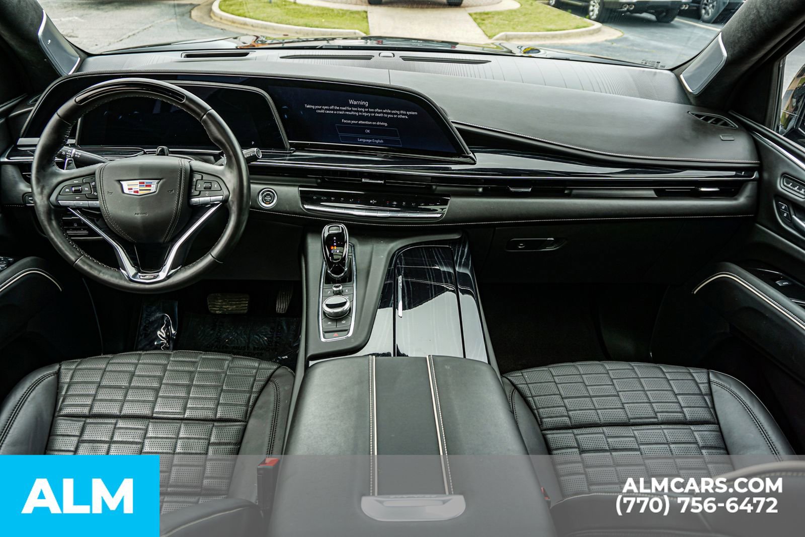 Used 2024 Cadillac Escalade ESV V AWD/4WD image 43