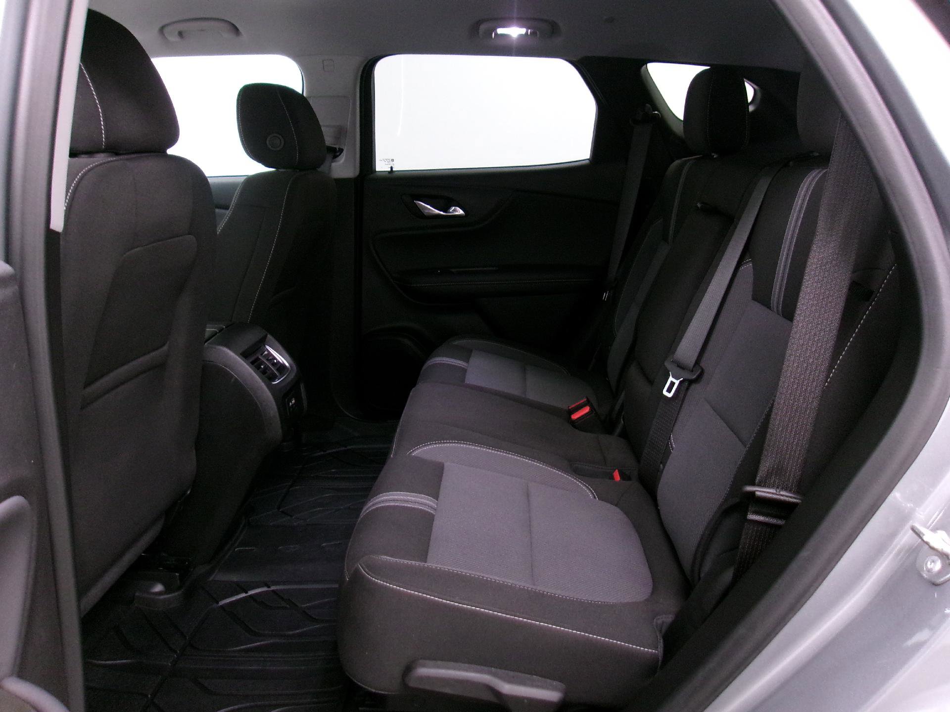 Certified 2024 Chevrolet Blazer LT w/ Convenience Package image 9