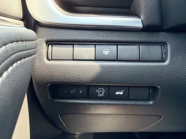 New 2026 Nissan Rogue Dark Armor FWD image 23