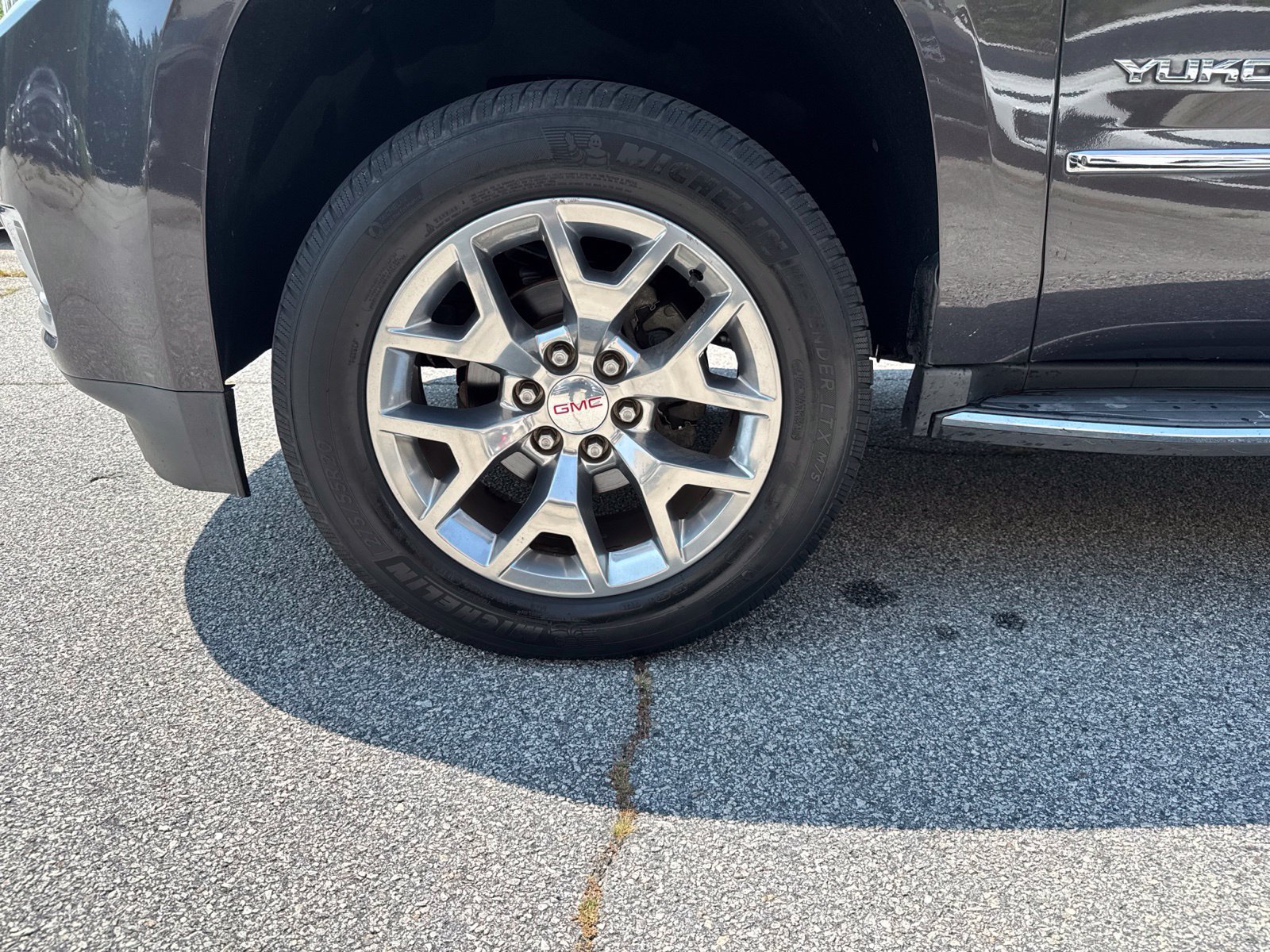 Used 2018 GMC Yukon XL SLT w/ Open Road Package RWD image 8