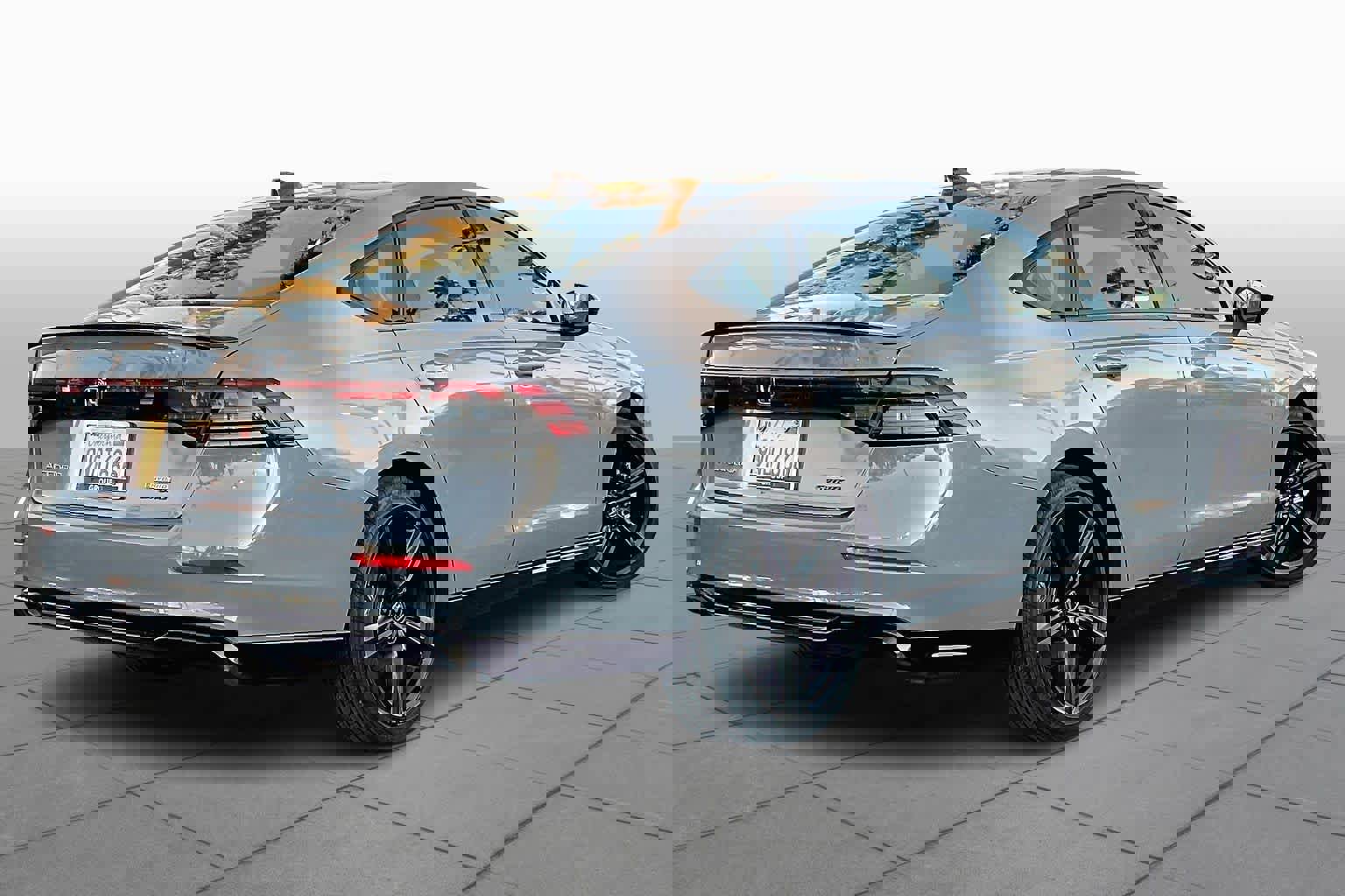 Used 2024 Honda Accord Sport image 12