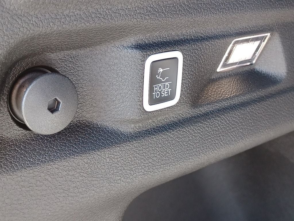 New 2026 Jeep Grand Cherokee L 4WD image 32
