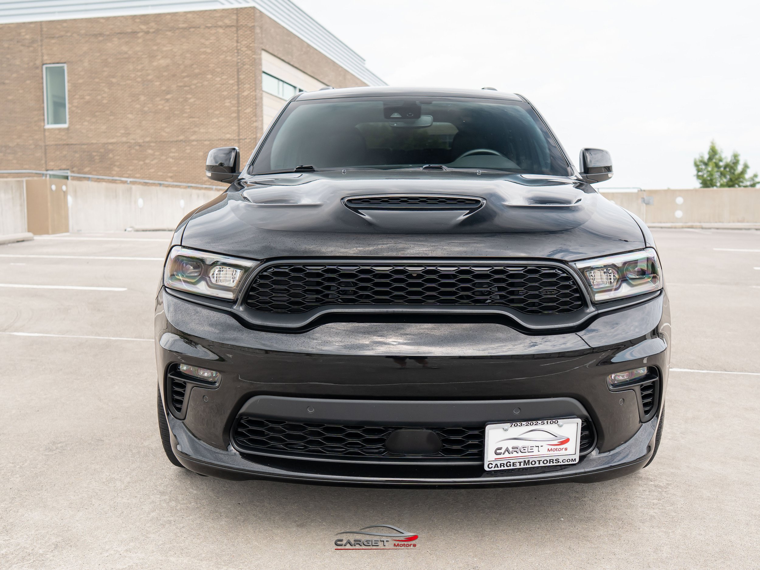 Used 2023 Dodge Durango R/T w/ Tow 'N Go Package AWD/4WD image 2