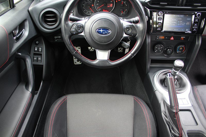 Used 2018 Subaru BRZ Premium RWD image 2