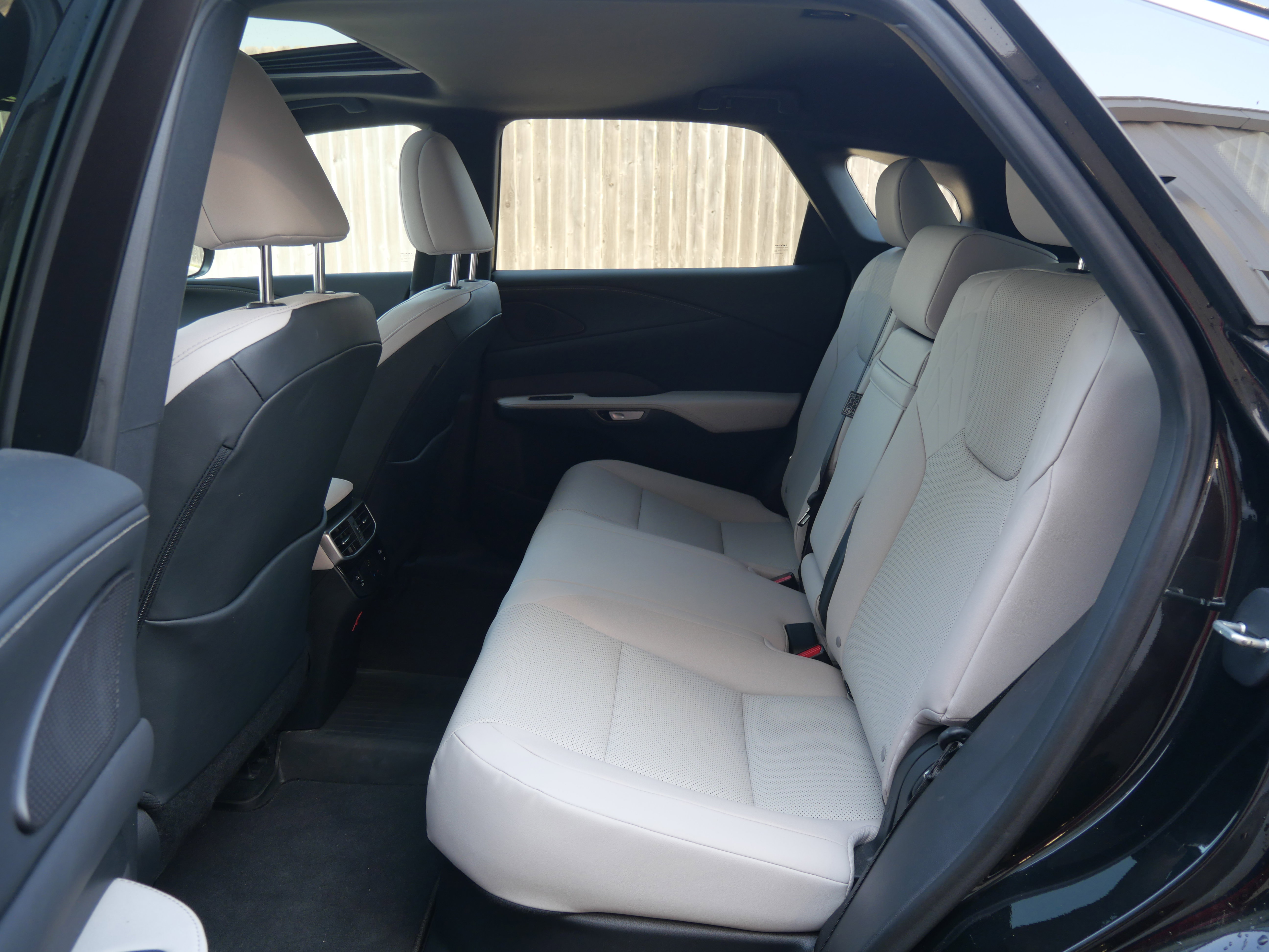 Used 2023 Lexus RX 350 Premium image 9