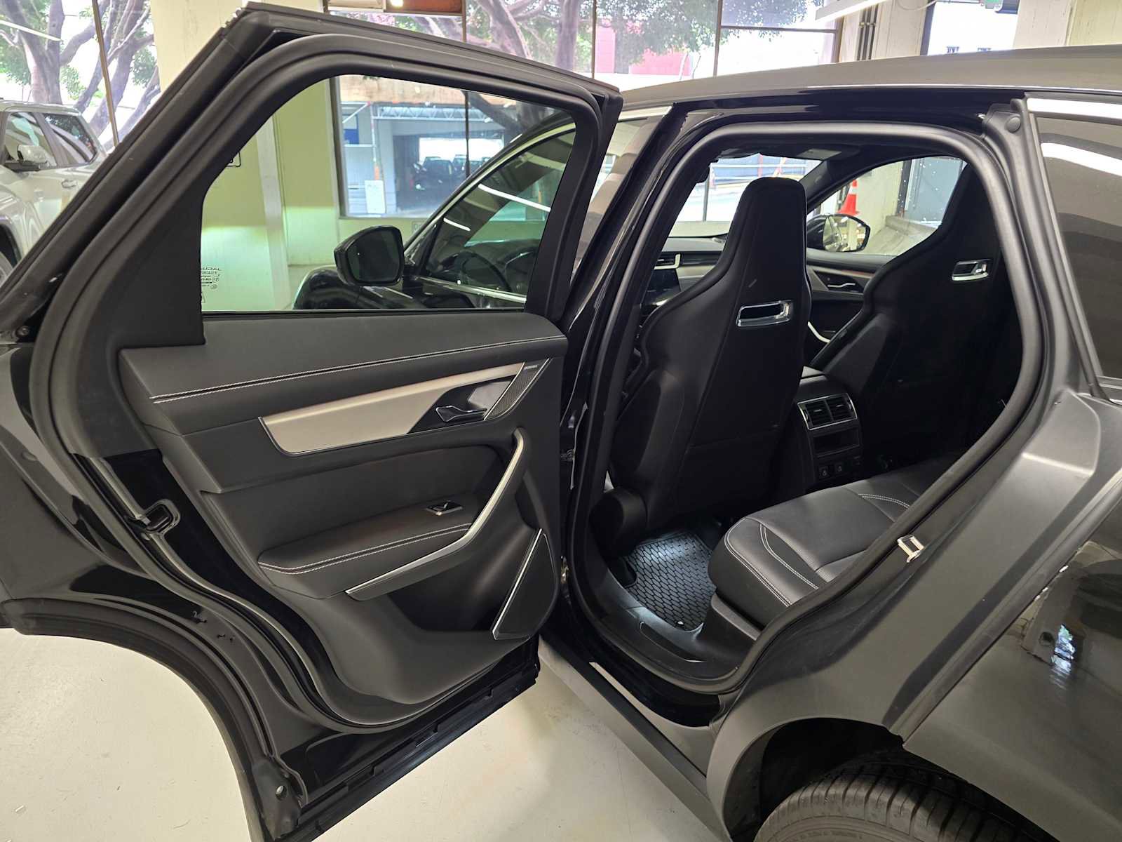 Used 2026 Jaguar F-PACE R-Dynamic S image 18