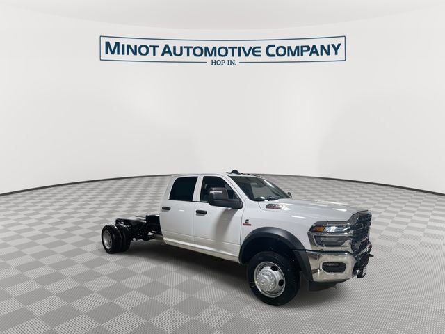 New 2026 RAM 5500 Tradesman w/ Chrome Appearance Group image 2