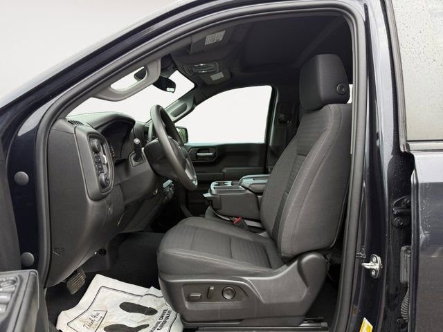 Used 2023 Chevrolet Silverado 1500 Custom image 9