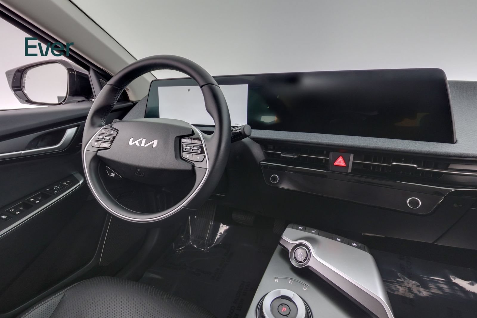 Used 2024 Kia EV6 Wind RWD image 25