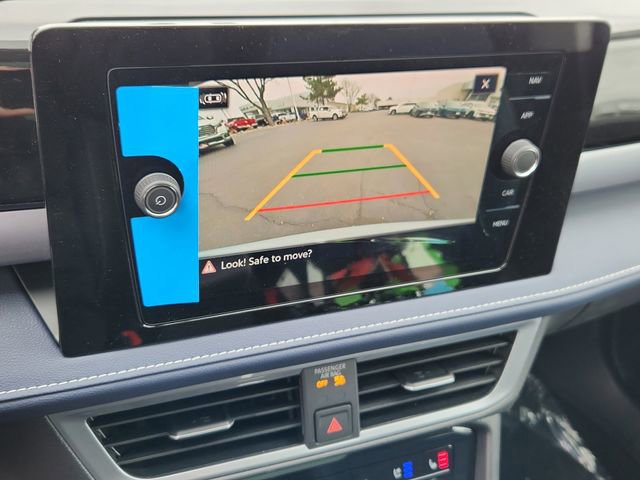 New 2026 Volkswagen Taos SEL image 16