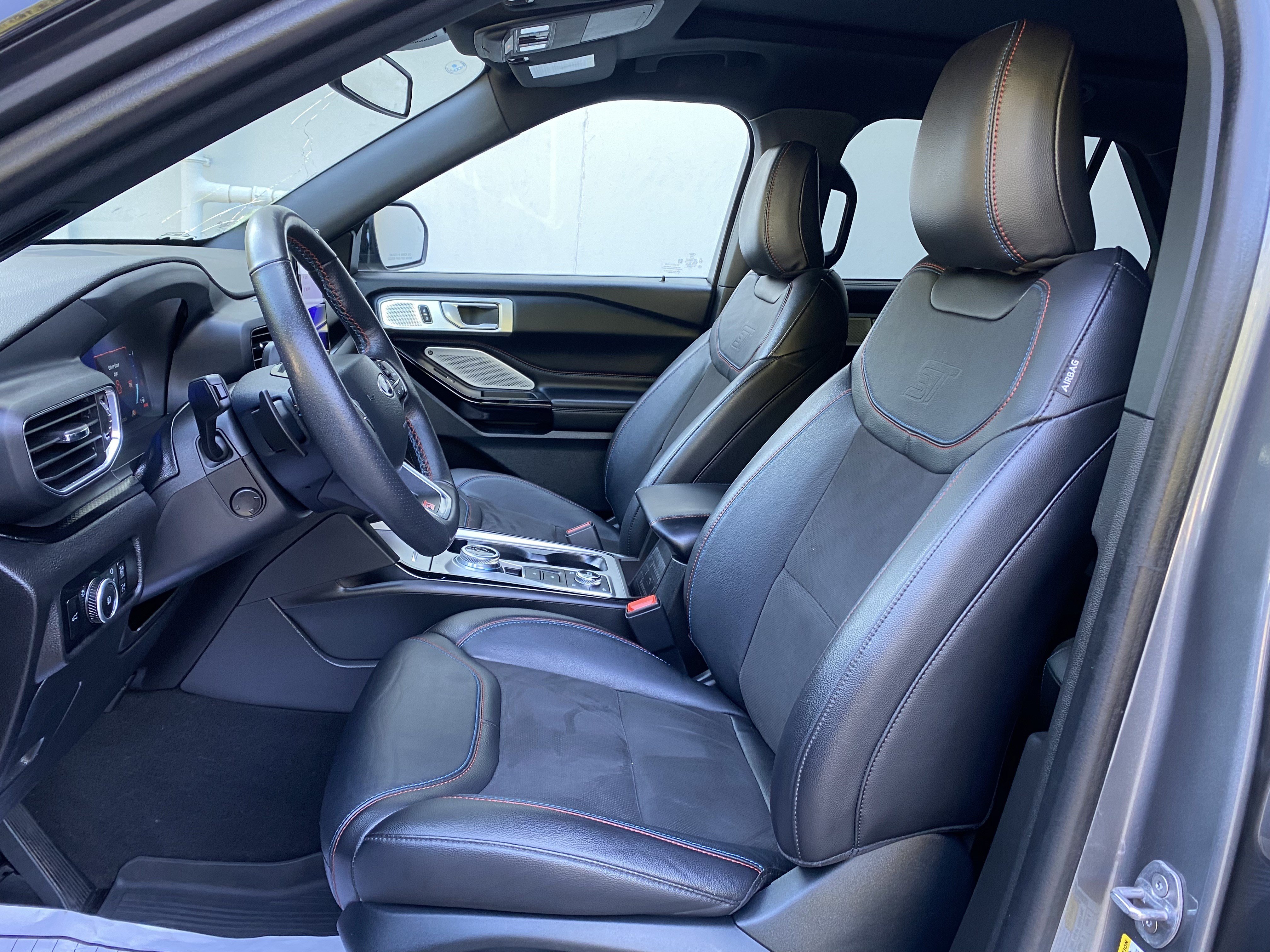 Used 2023 Ford Explorer ST w/ Equipment Group 401A AWD/4WD image 16