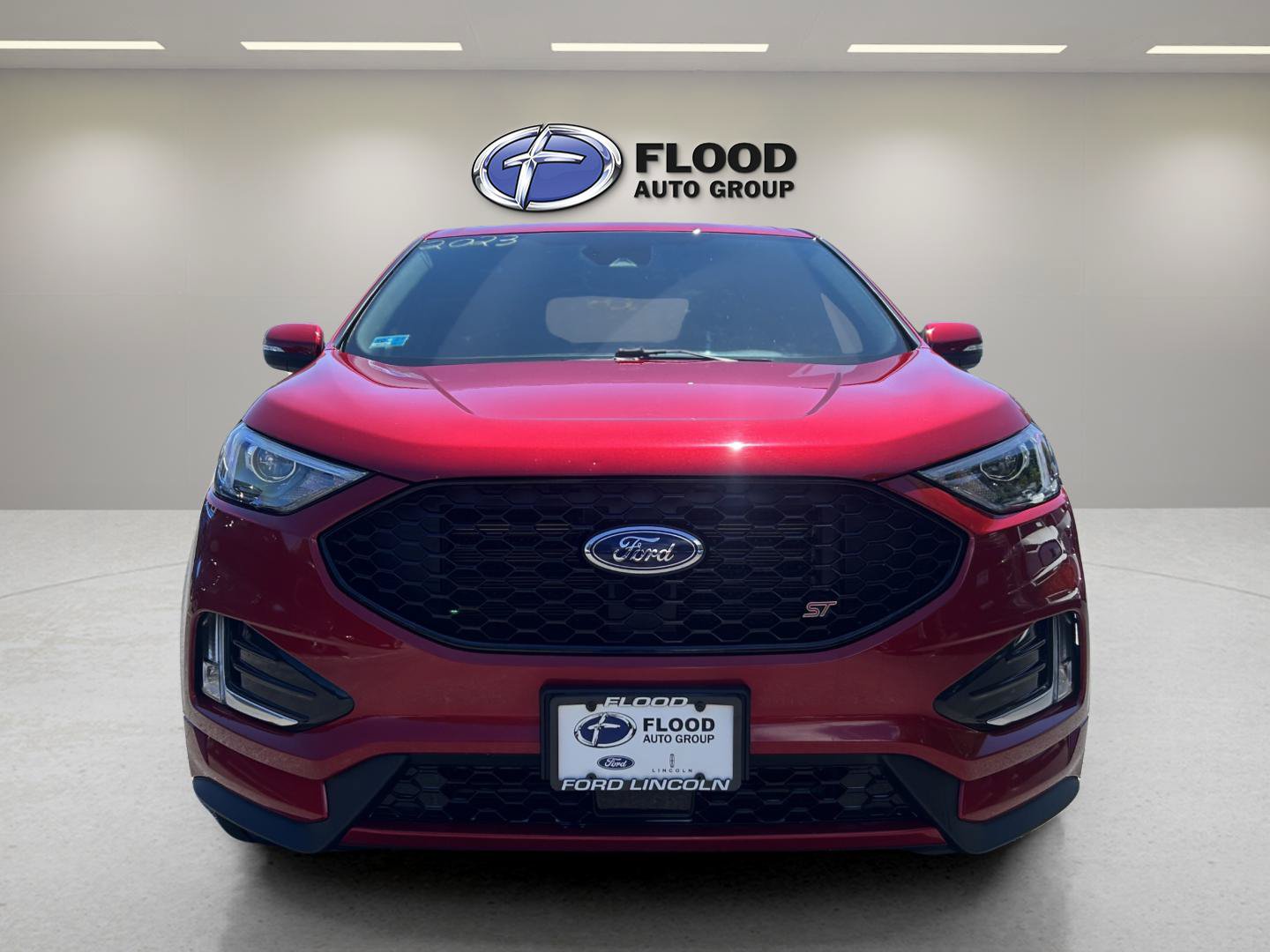 Used 2023 Ford Edge ST AWD/4WD image 2