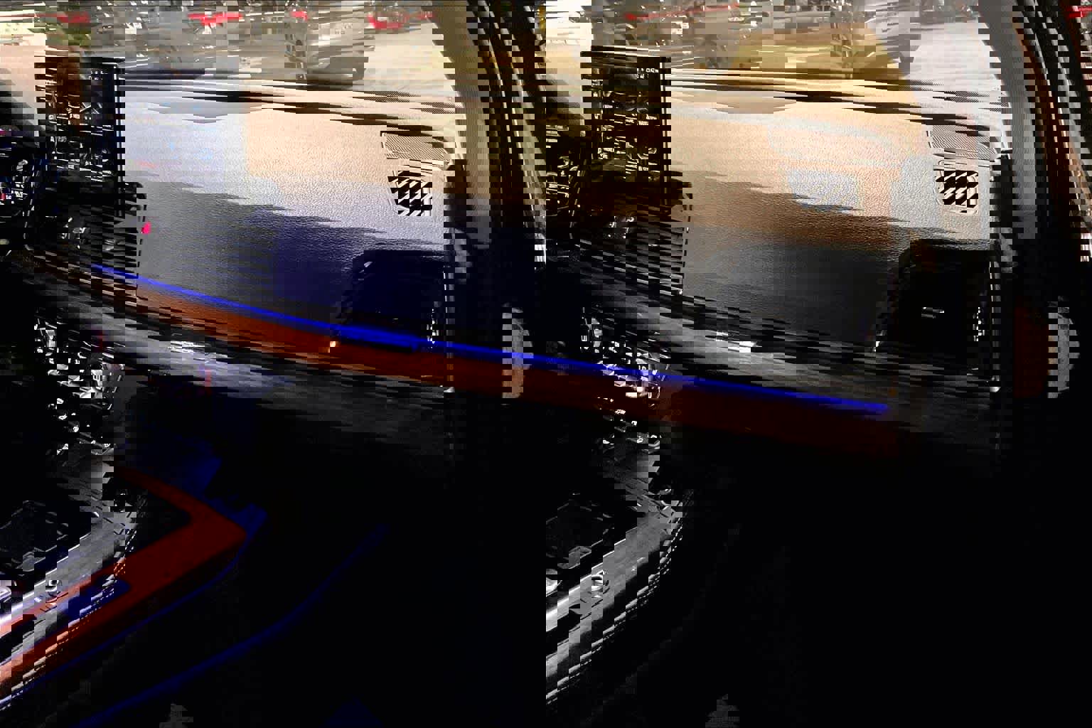 Used 2021 Audi Q5 e Prestige w/ Prestige Package image 18