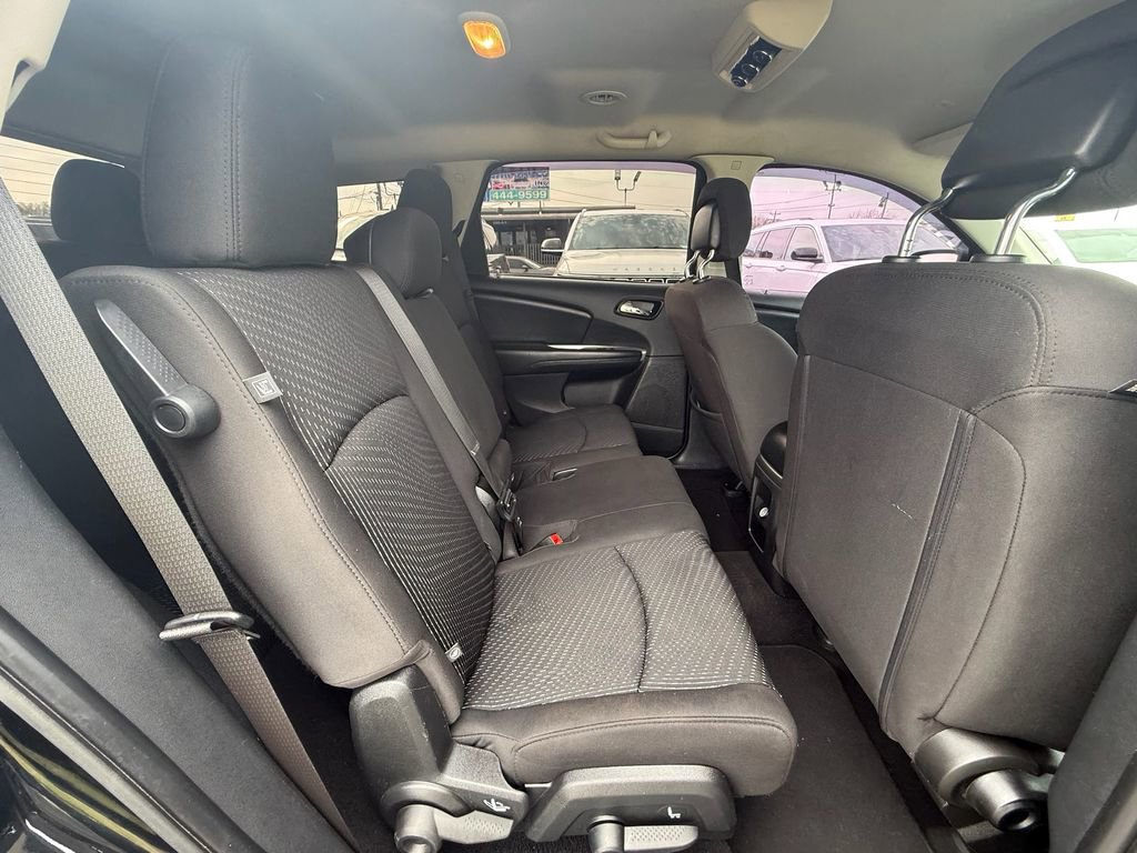 Used 2018 Dodge Journey SE w/ Popular Equipment Group image 21