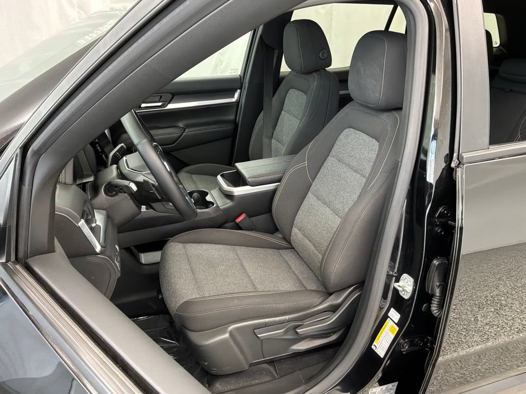 Used 2025 GMC Terrain Elevation AWD/4WD image 24