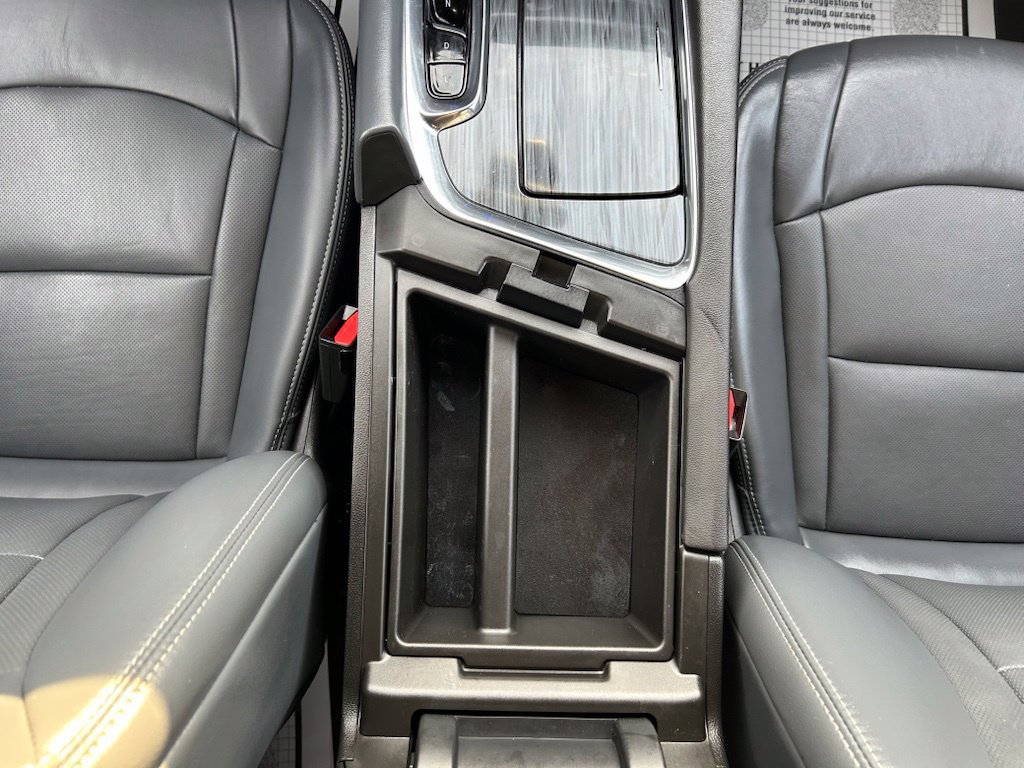 Used 2023 Buick Enclave Essence AWD/4WD image 15
