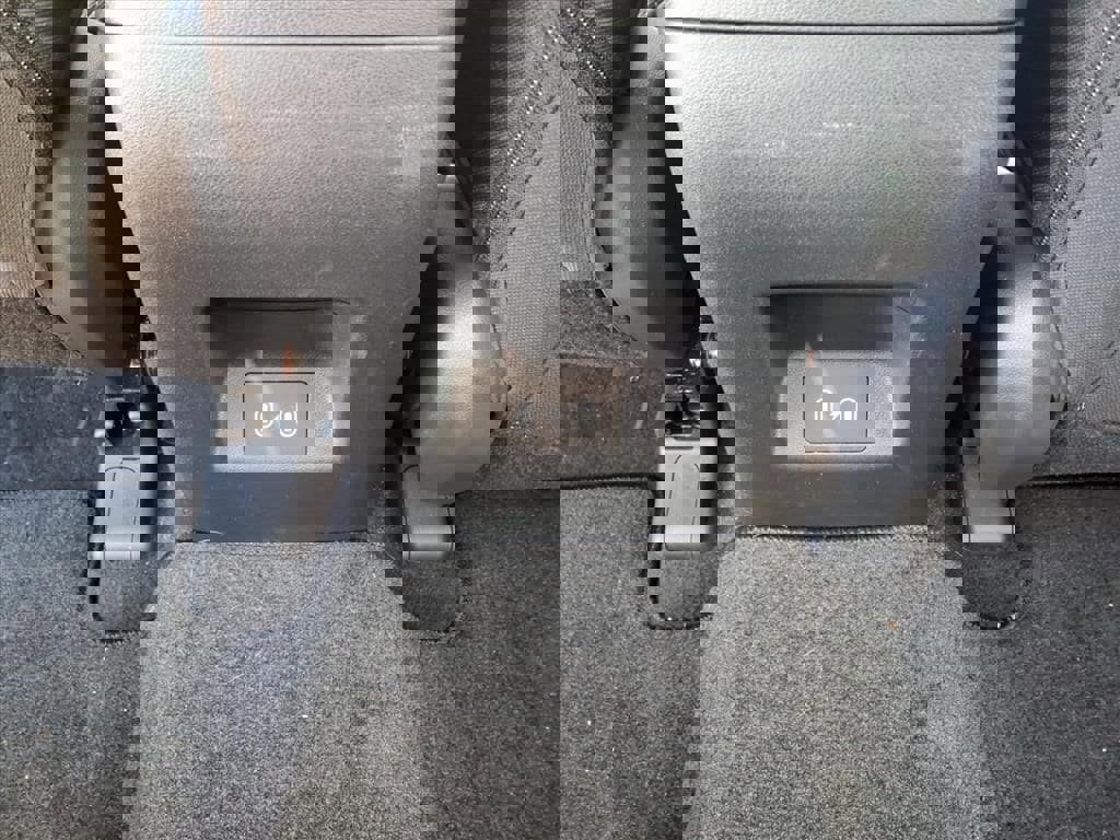 Used 2025 Hyundai Tucson SE image 5