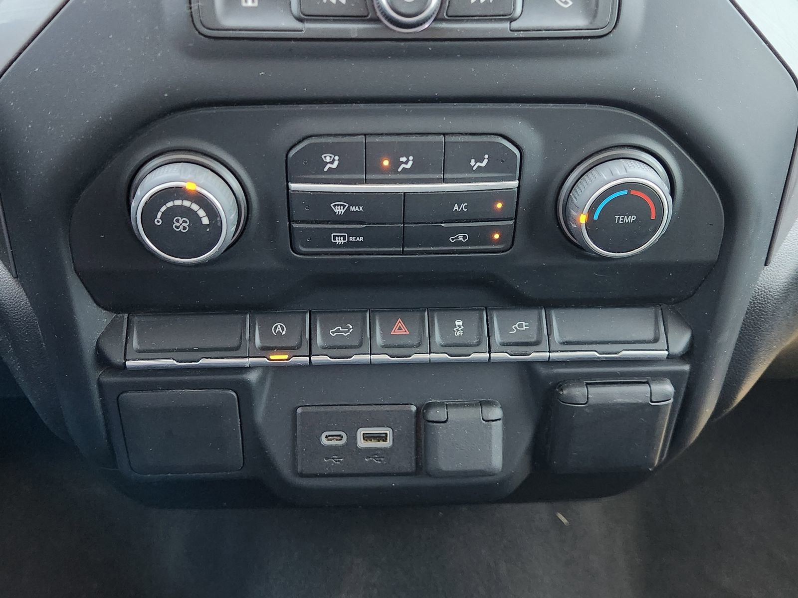 Used 2022 Chevrolet Silverado 1500 Custom image 20