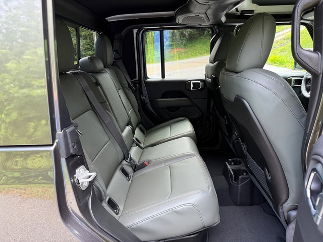 New 2025 Jeep Gladiator Mojave image 20