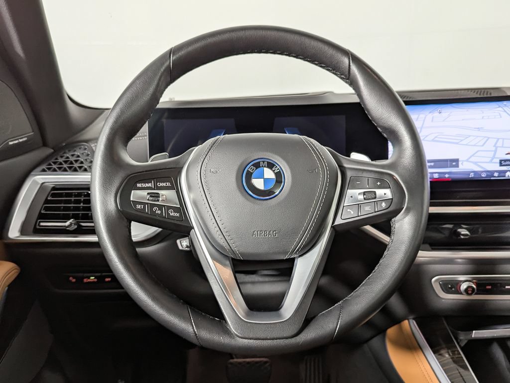 Certified 2024 BMW X5 xDrive50e w/ Premium Package AWD/4WD image 28