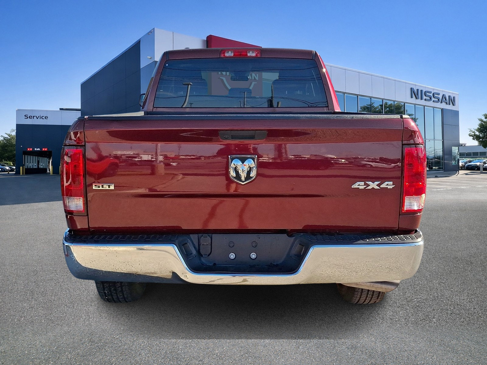 Used 2024 RAM 1500 Classic SLT AWD/4WD image 5