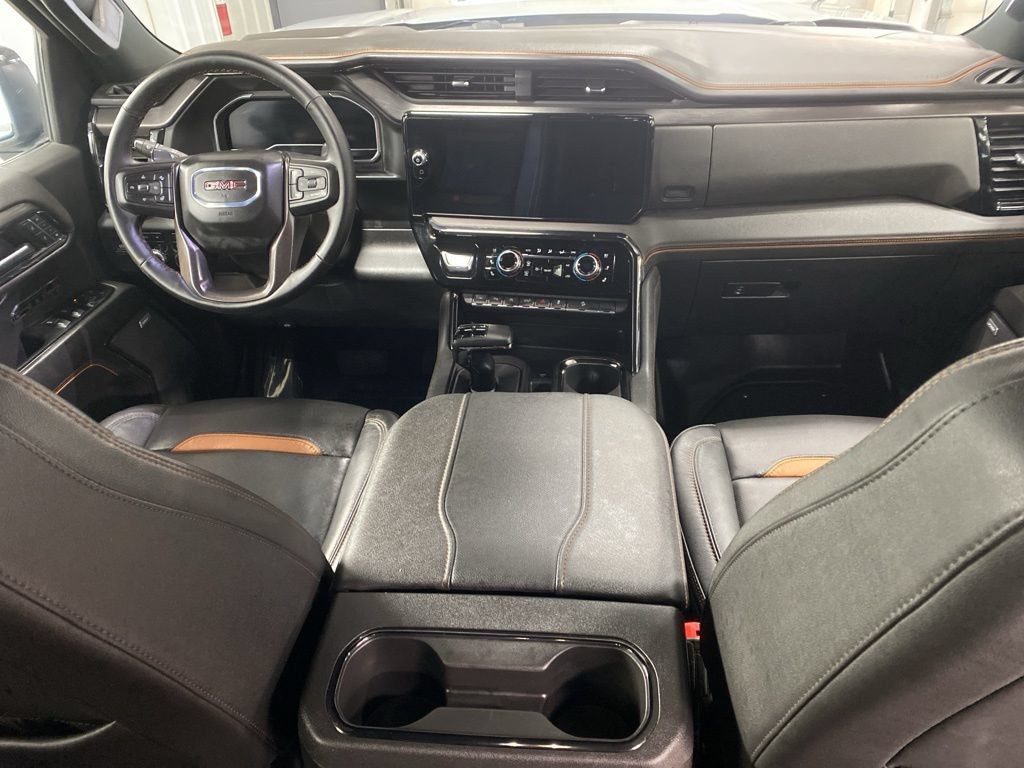 Certified 2024 GMC Sierra 1500 AT4 w/ AT4 Premium Package AWD/4WD image 4