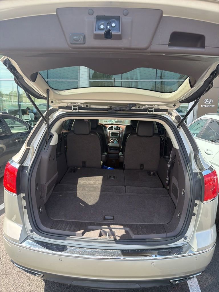 Used 2014 Buick Enclave Leather image 13