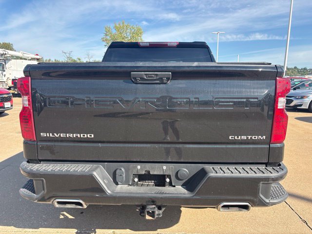 Used 2023 Chevrolet Silverado 1500 Custom Trail Boss AWD/4WD image 4