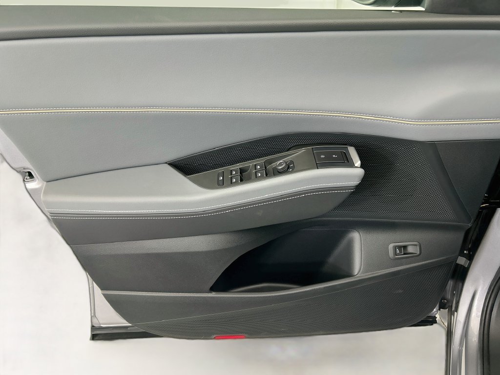 New 2027 Volkswagen Atlas SE FWD image 22