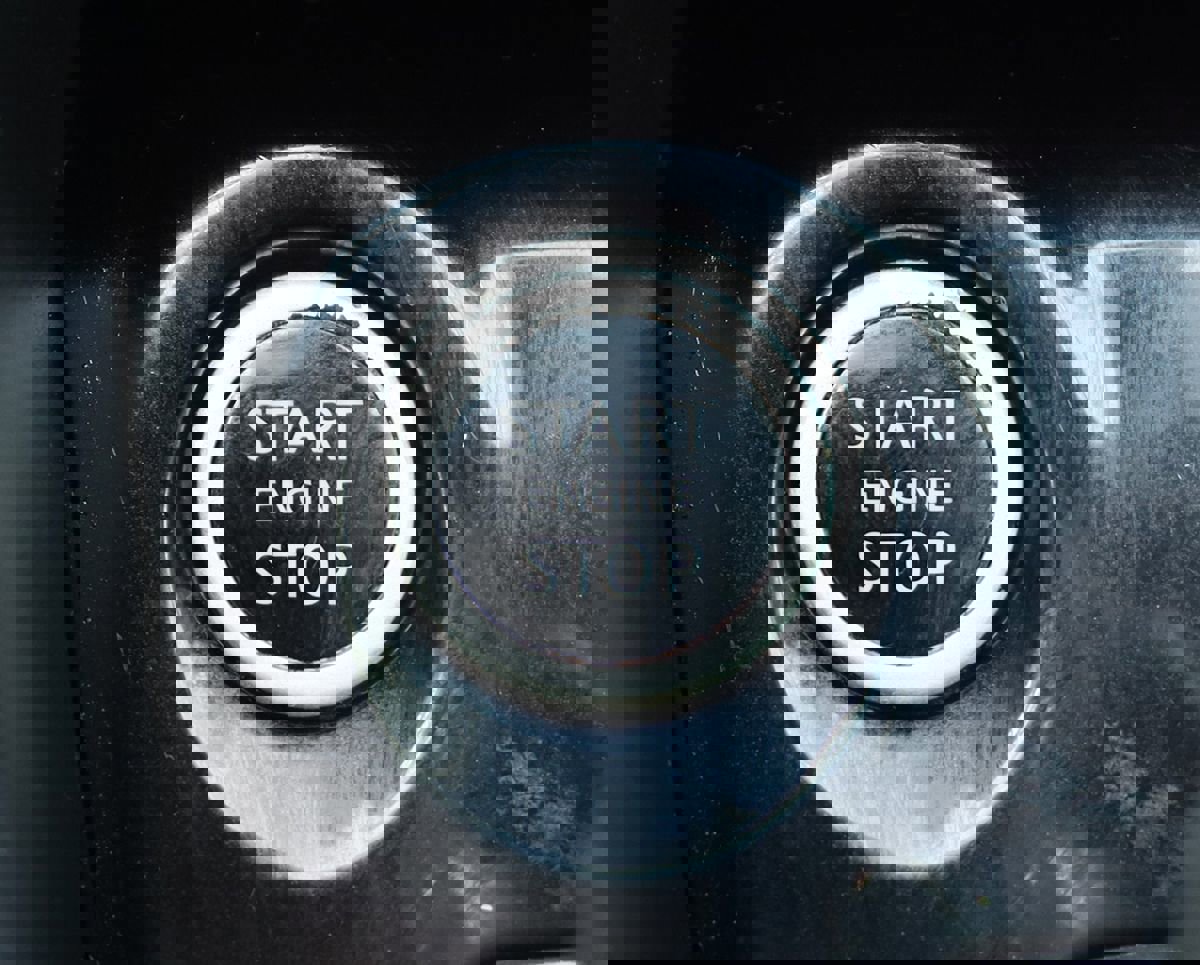 Used 2020 Nissan Versa SR w/ Electronics Package image 51