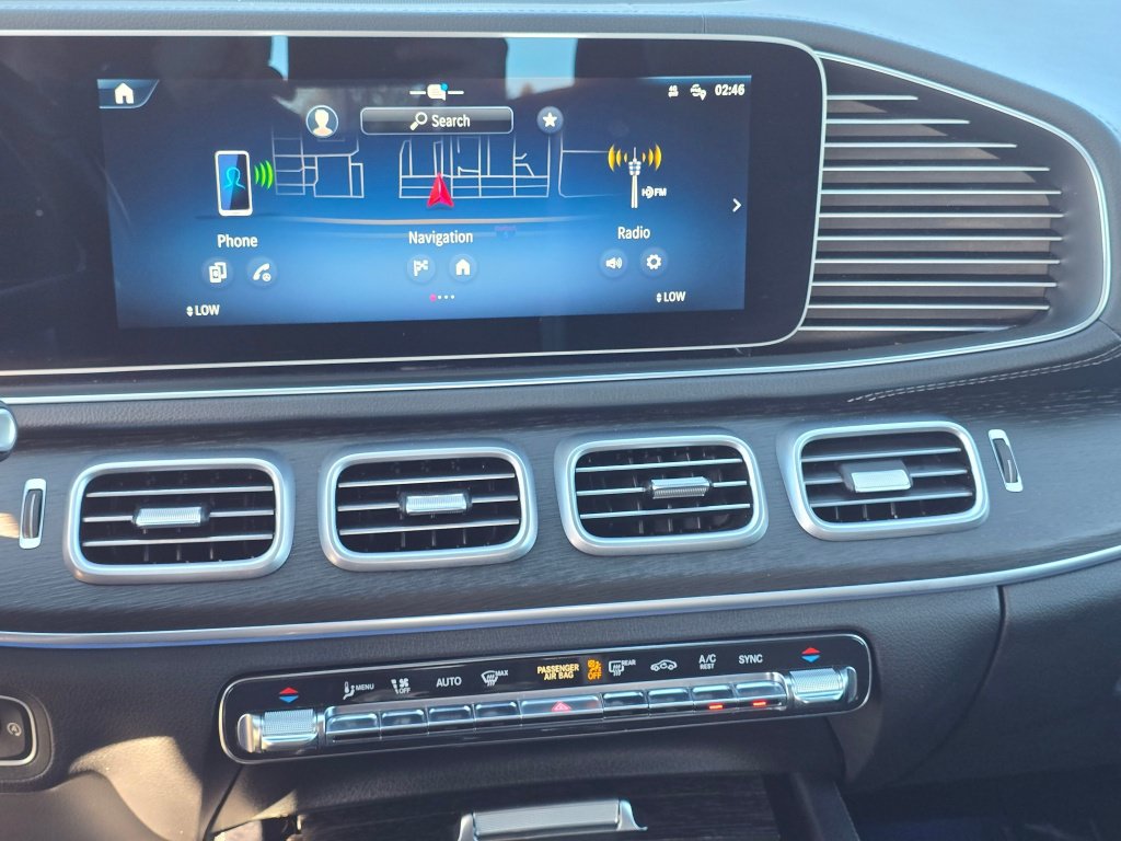 Used 2024 Mercedes-Benz GLS 450 4MATIC image 15