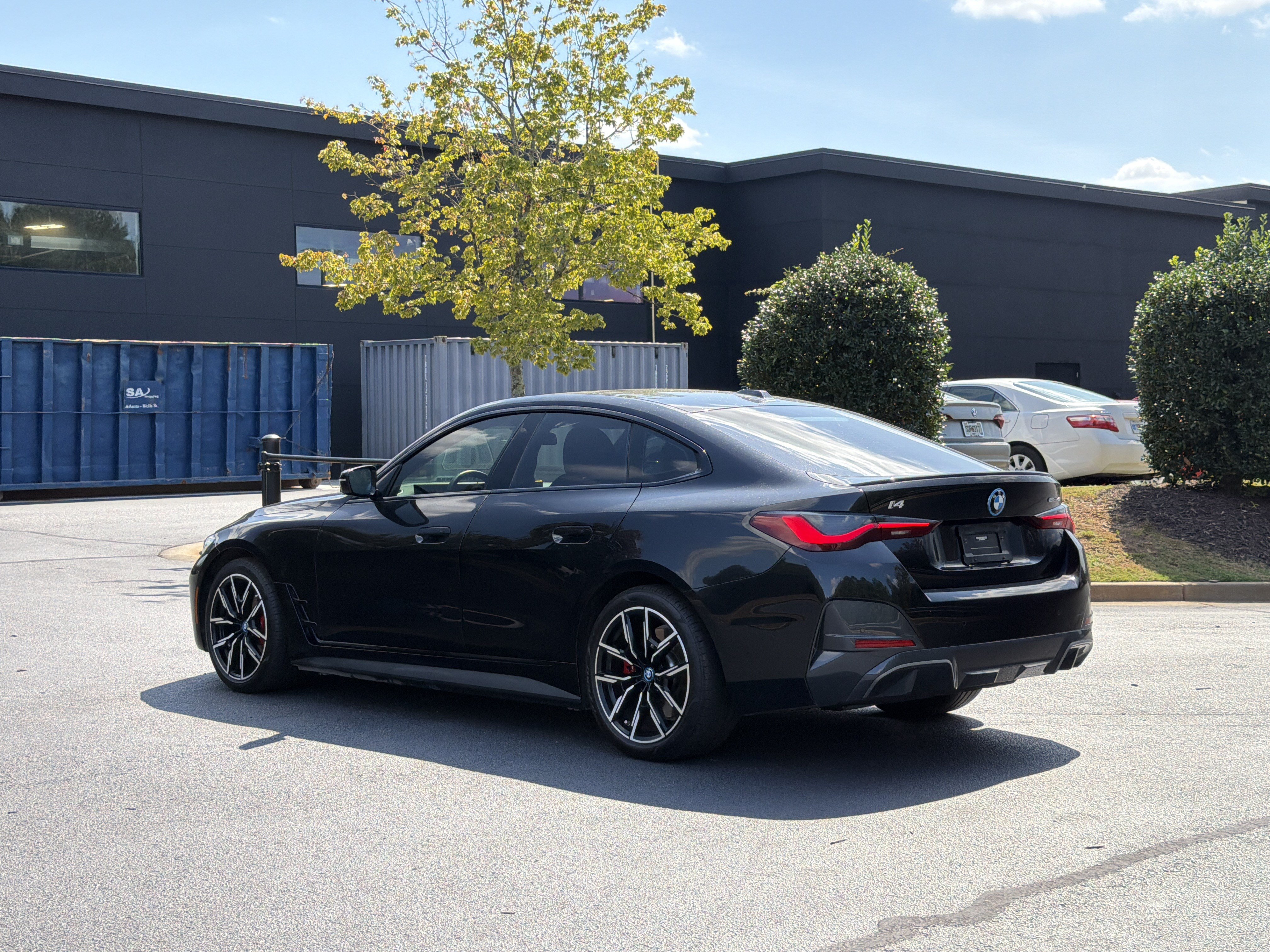 Used 2023 BMW i4 eDrive40 w/ M Sport Package RWD image 11