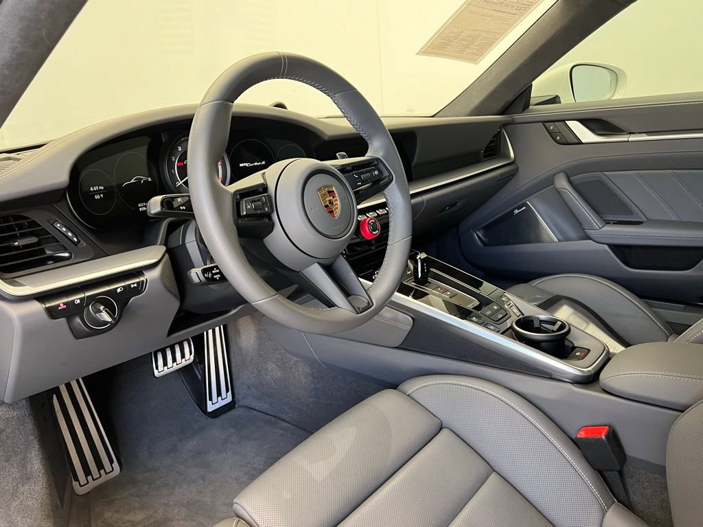 Used 2024 Porsche 911 Turbo image 4