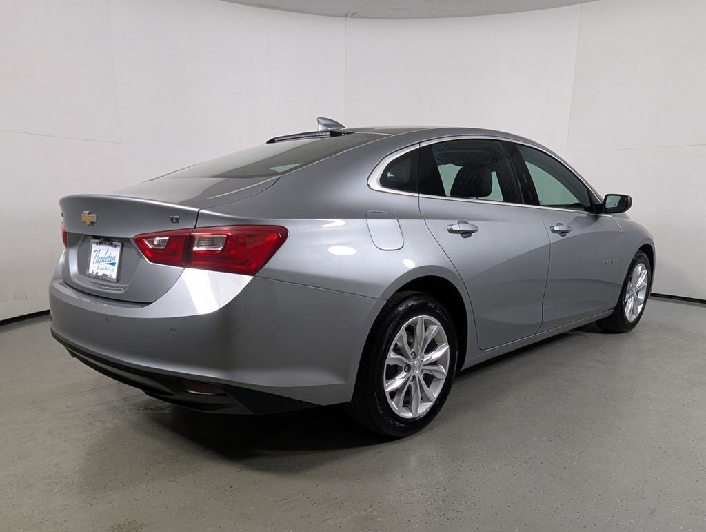 Used 2025 Chevrolet Malibu LT image 8