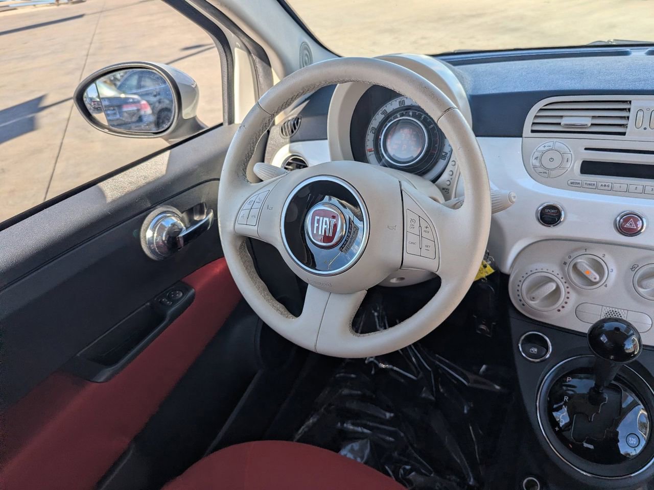 Used 2015 FIAT 500 Pop image 12